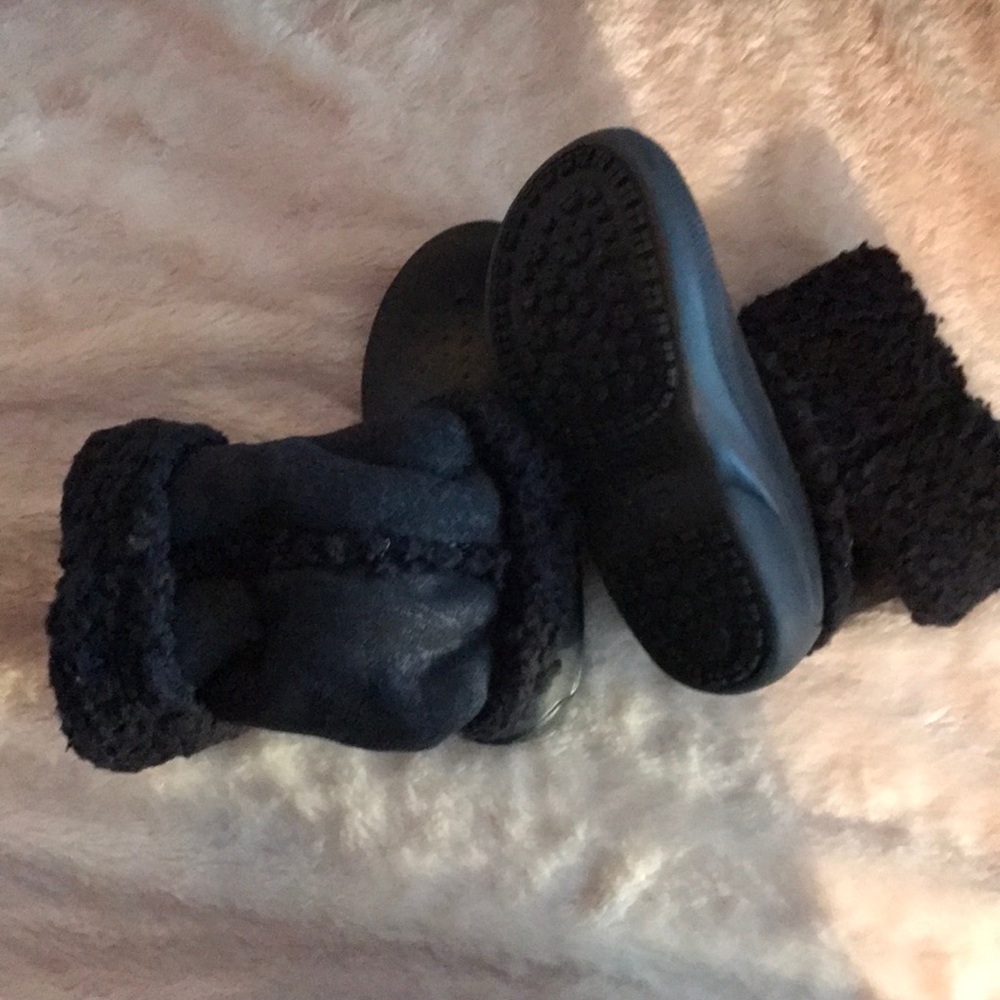 Winter crocs